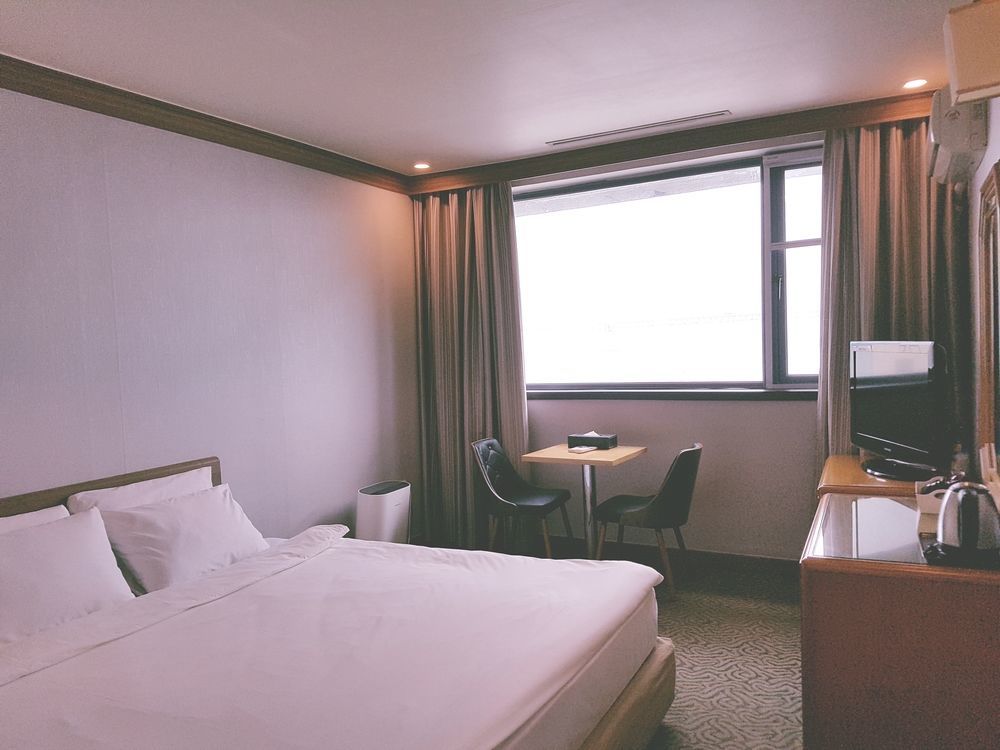 Dawn Beach Hotel Пусан Екстер'єр фото