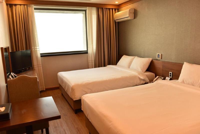 Dawn Beach Hotel Пусан Екстер'єр фото