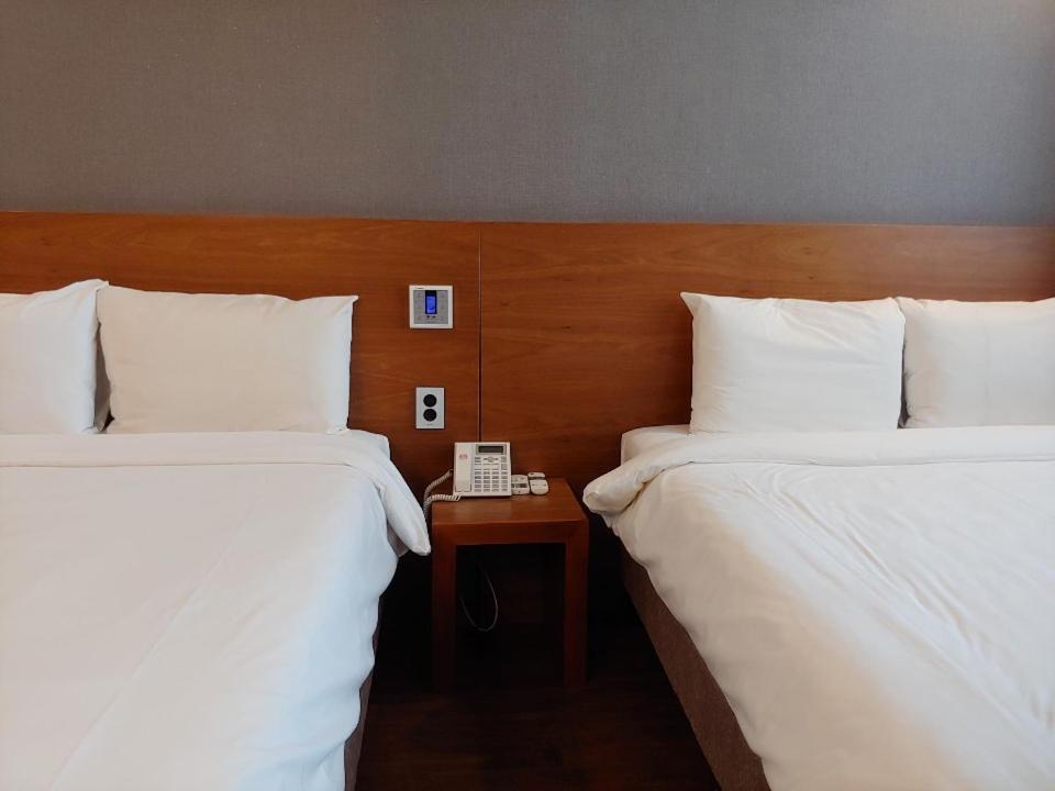 Dawn Beach Hotel Пусан Екстер'єр фото